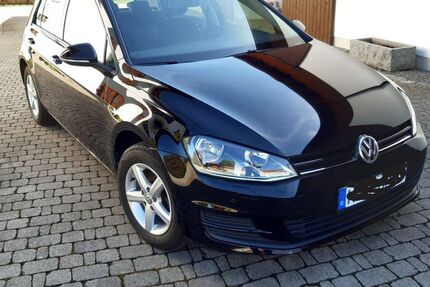VW Golf 95.200 km 9.800 &euro; Langquaid 84085