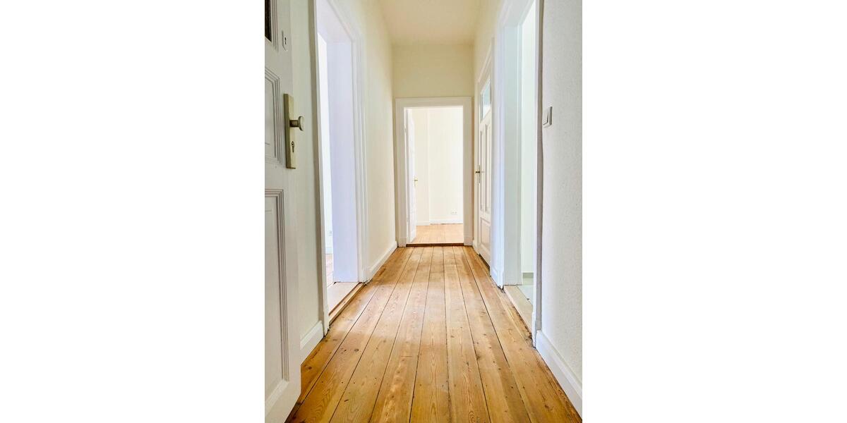 Etagenwohnung Flensburg Altstadt - 3 Zimmer, 92 m&sup2;, 785&euro; | Angebot:26396864