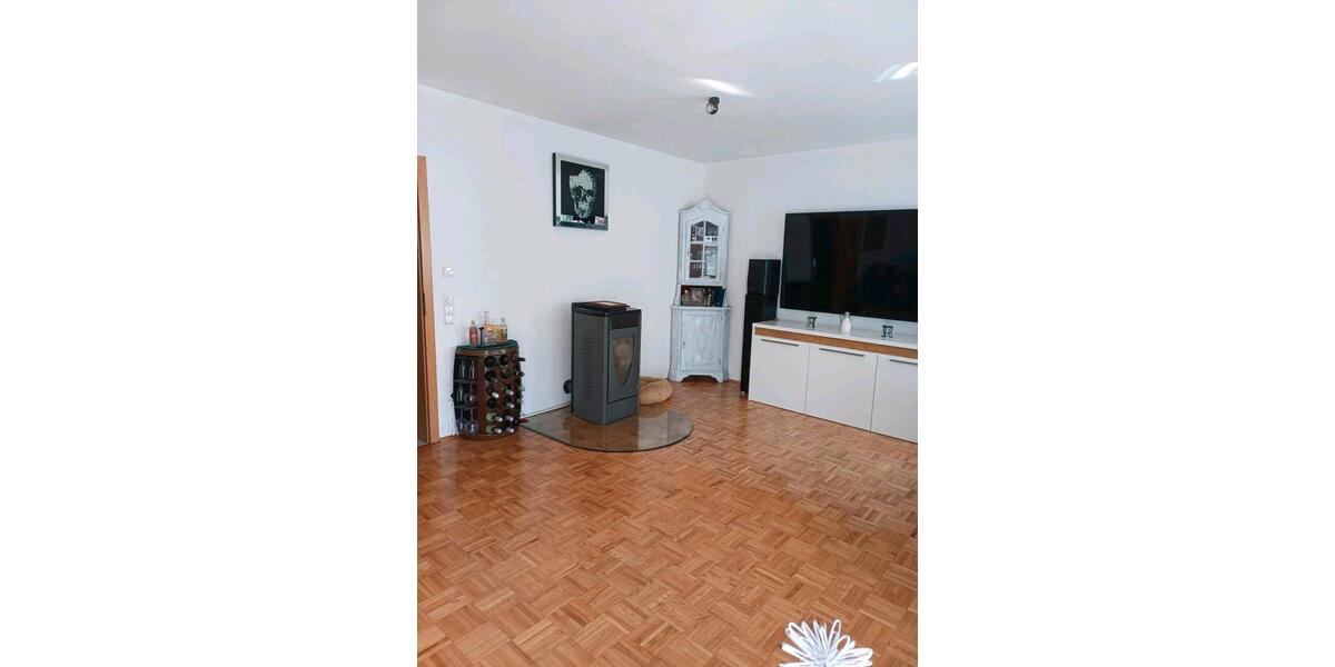 Doppelhaushälfte Lappersdorf - 4 Zimmer, 112 m&sup2;, 1.310&euro; | Angebot:26183422