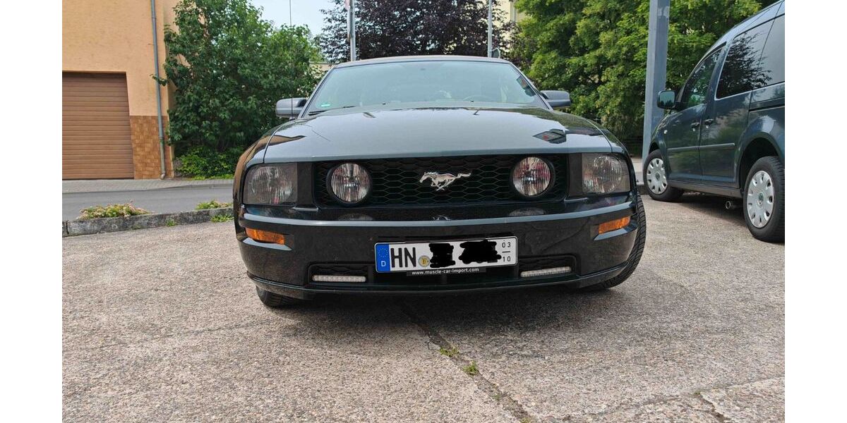 Ford Mustang 141.000 km 14.200 &euro; Eppingen 75031