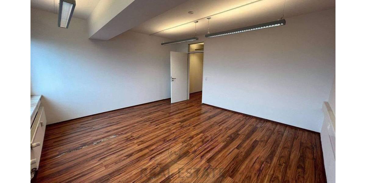 Gewerbeobjekt Hamburg Hamm - 4 Zimmer, 140 m&sup2;, 1.330&euro; | Angebot:26851819
