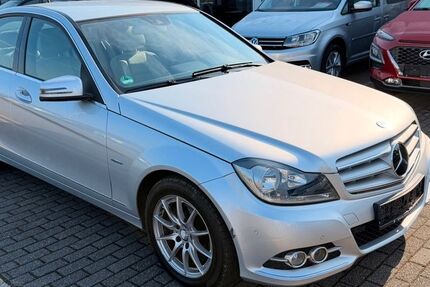Mercedes-Benz C 180 141.000 km 10.490 &euro; Hattingen (bei Bochum) 45527