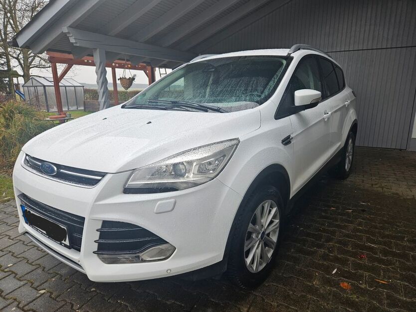 Ford Kuga 186.000 km 11.999 € Bernstadt 89182
