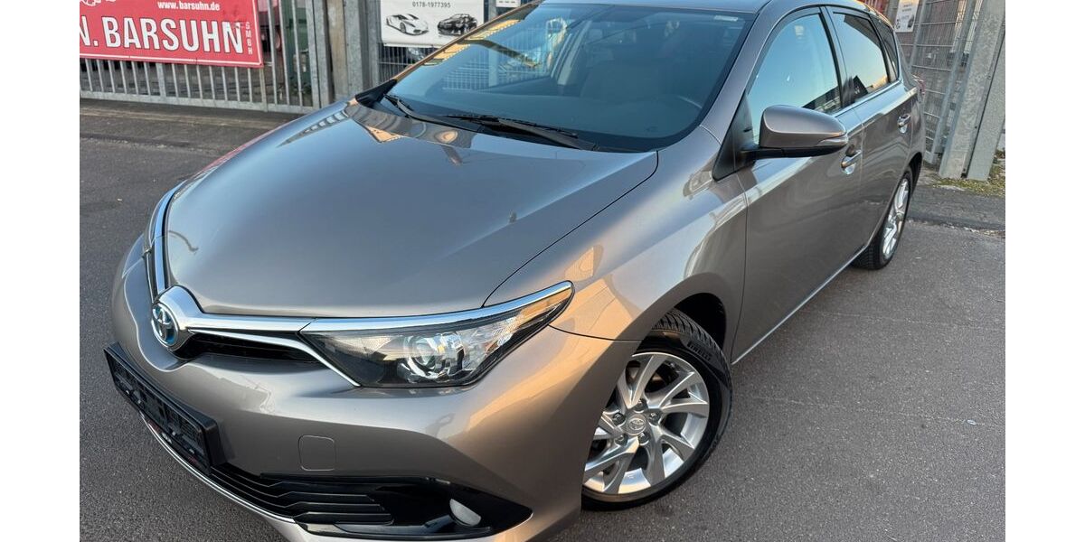 Toyota Auris 245.160 km 6.800 &euro; Köln 50827