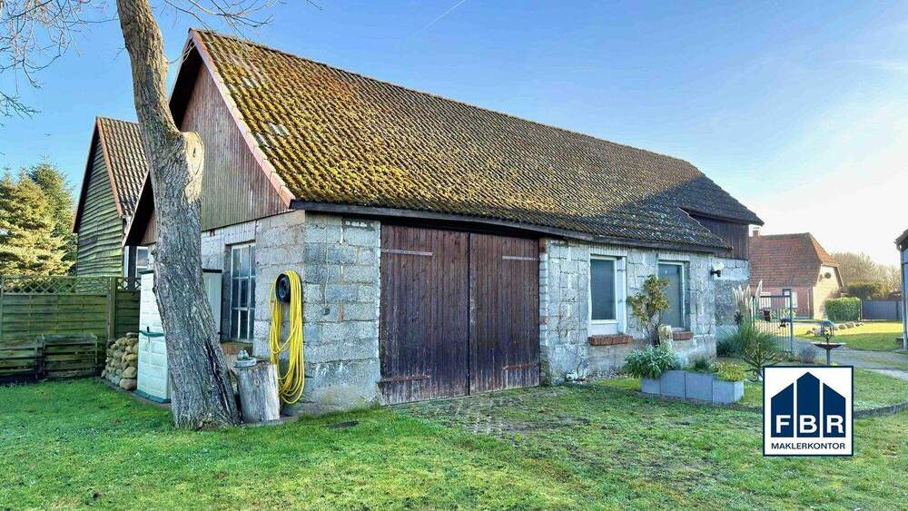 Mehrfamilienhaus, Wohnhaus Plate / Peckatel Peckatel - 9 Zimmer, 316 m&sup2;, 249.000&euro; | Angebot:25708975