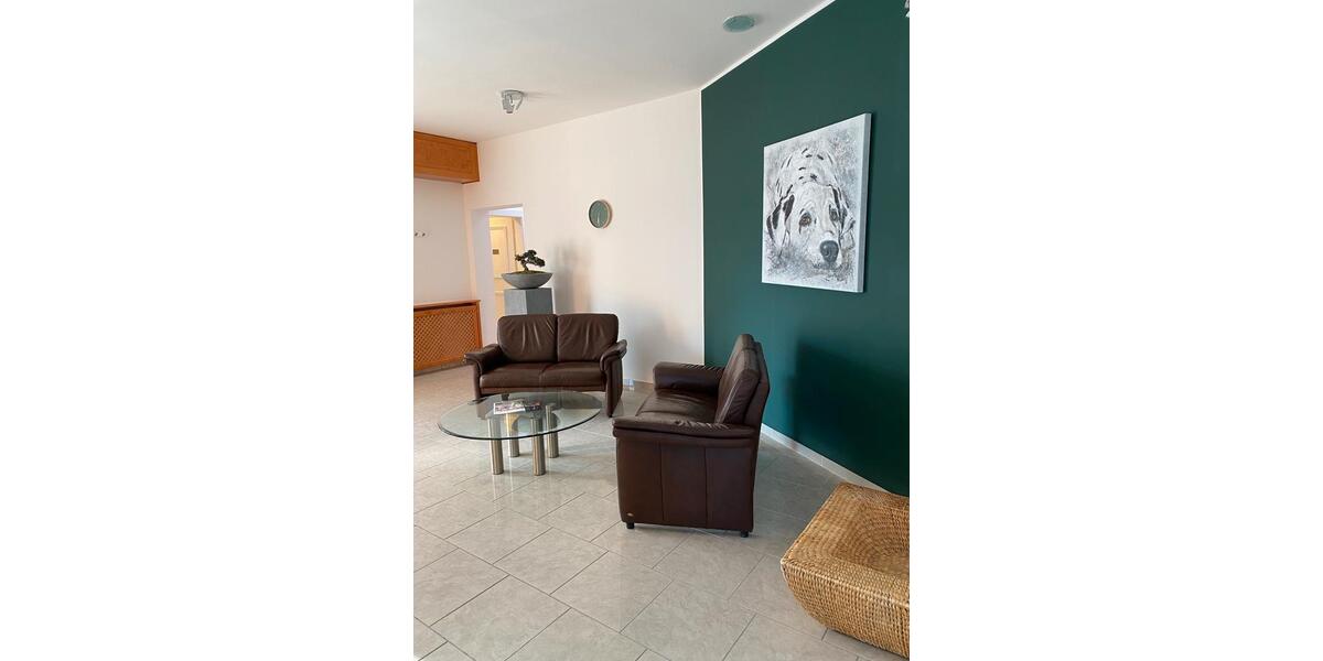 Gewerbeobjekt Praxis, Büro, Café u.ä zimmer