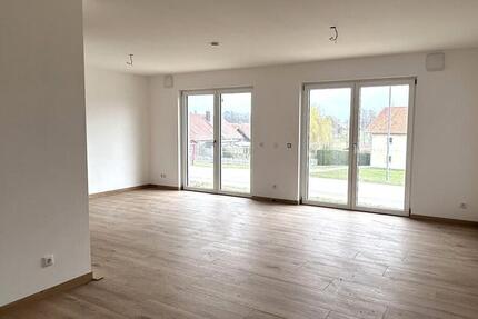 Haus Taufkirchen (Vils) - 4 Zimmer, 127 m&sup2;, 1.650&euro; | Angebot:26147682
