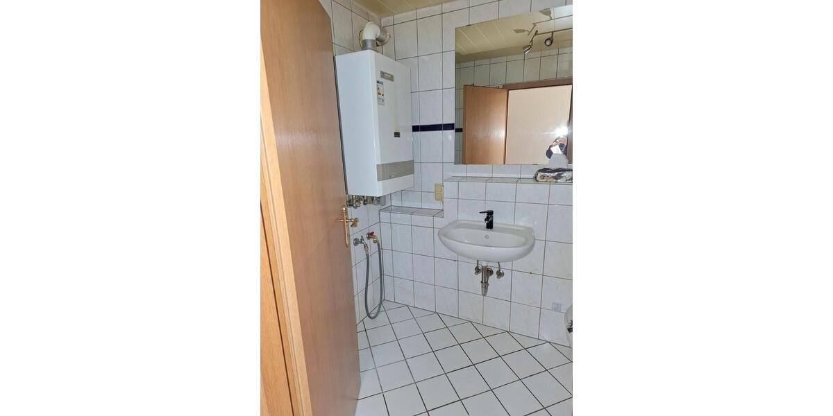 Etagenwohnung Bexbach - 3 Zimmer, 70 m&sup2;, 590&euro; | Angebot:26447485