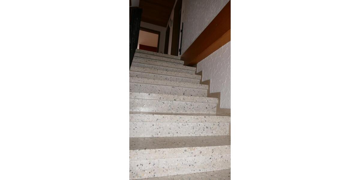 Schöllnach: 4-Zimmer Wohnung, 1.Stock 4 zimmer