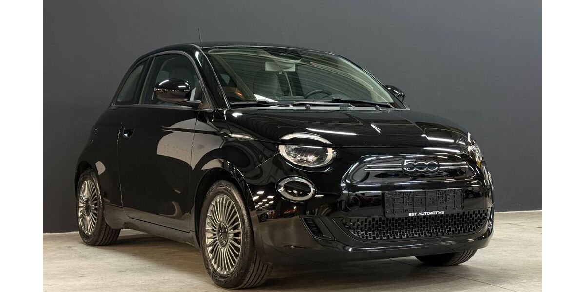 Fiat 500e 70.000 km 12.900 &euro; Jülich 52428