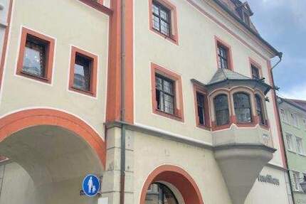 Lichtdurchflutete Büro-Praxisräume in historischem Gebäude zimmer