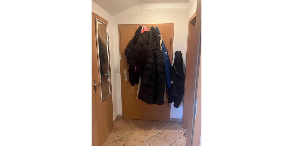 Dachgeschoßwohnung Waren (Müritz) - 2 Zimmer, 64 m&sup2;, 670&euro; | Angebot:26325872