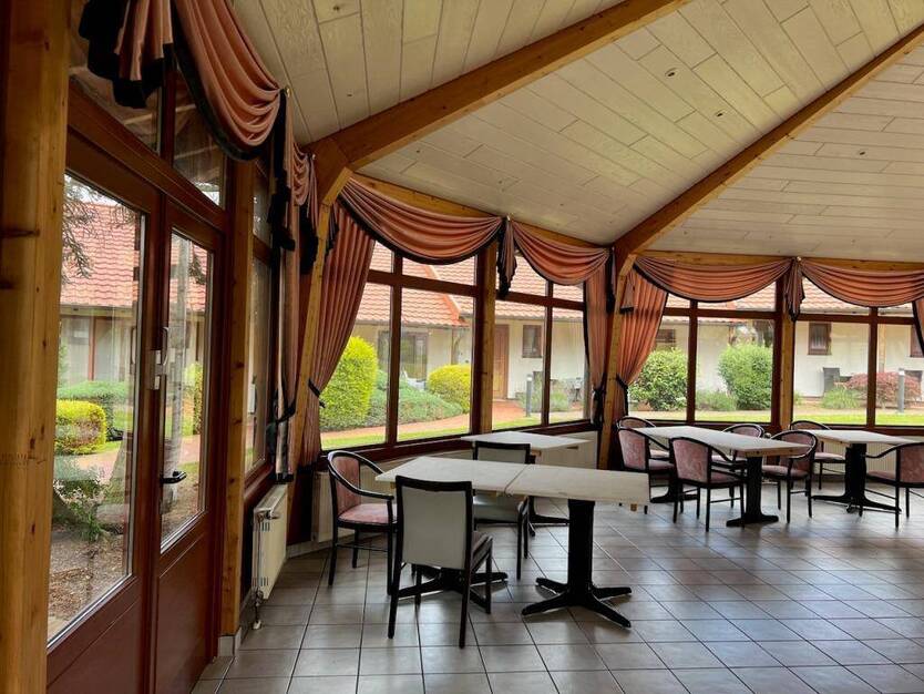 Traditionelles Hotel mit Gaststätte in ruhiger Lage von Duderstadt 2 zimmer