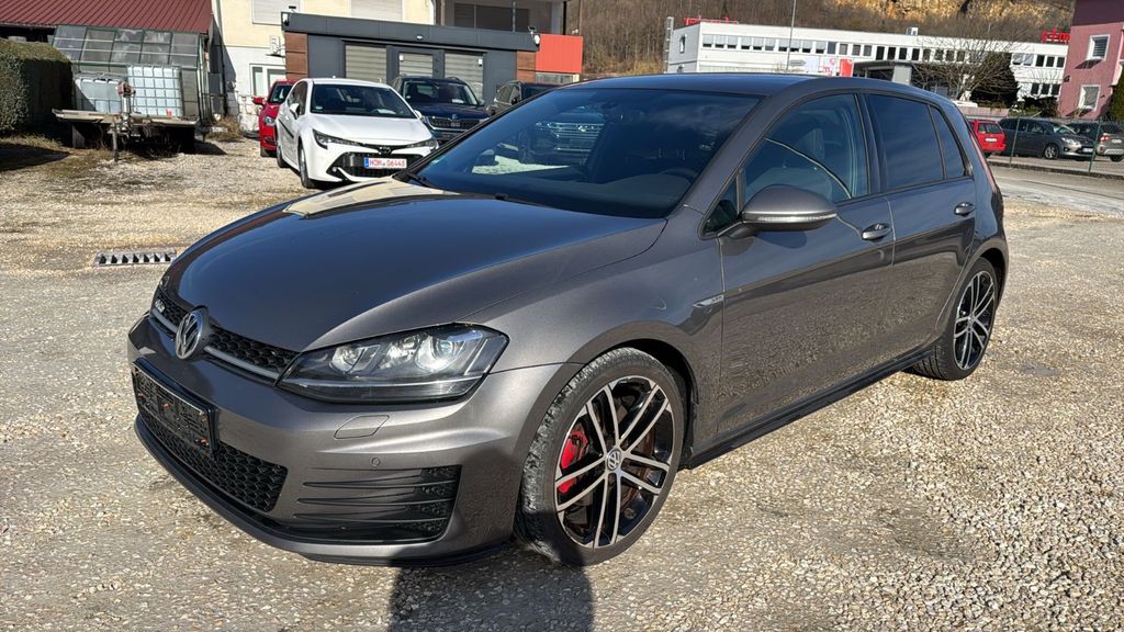 VW Golf 160.000 km 14.900 &euro; Königsbronn 89551