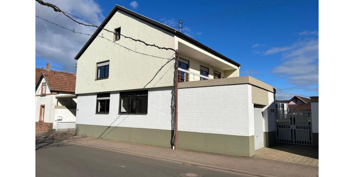 Einfamilienhaus Kirrweiler (Pfalz) - 5 Zimmer, 180 m&sup2;, 1.600&euro; | Angebot:26323070