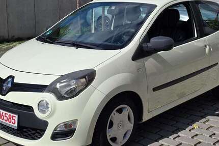 Renault Twingo 124.000 km 2.999 &euro; Wiesbaden 65199