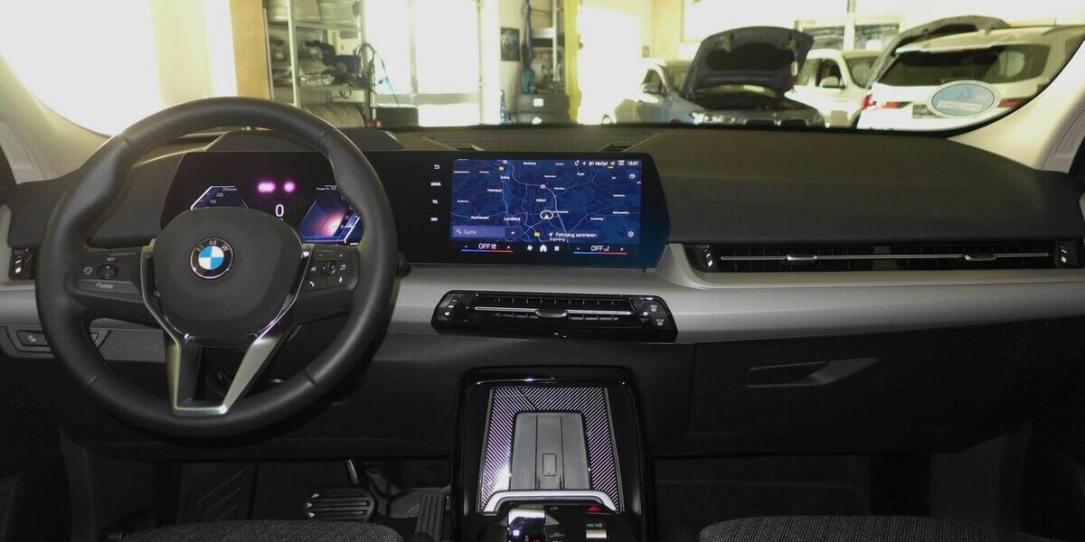 BMW X2 d U10 AHK,360° Kamera,HUD,Abstandstempomat 6.600 km 38.590 &euro; Landshut 84030