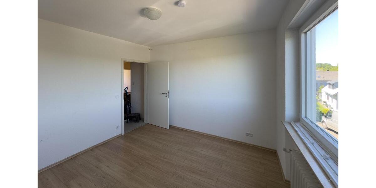 Erdgeschoßwohnung Eitelborn - 5 Zimmer, 116 m&sup2;, 1.200&euro; | Angebot:26522417