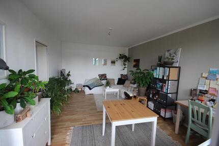Geschmackvolle 2-Raumwohnung, gehobene Innenausstattung, EBK zimmer