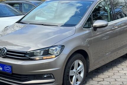 VW Touran 150.000 km 15.990 &euro; Hamburg 22457