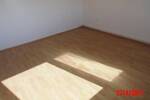 Helle, renovierte Wohnung mit Balkon, Vollbad und Einbauküche