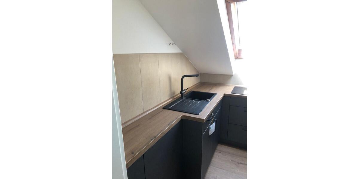 Dachgeschoßwohnung Schöllnach - 2 Zimmer, 60 m&sup2;, 600&euro; | Angebot:26465622
