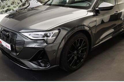 Audi e-tron 42.978 km 41.480 &euro; Holzminden 37603