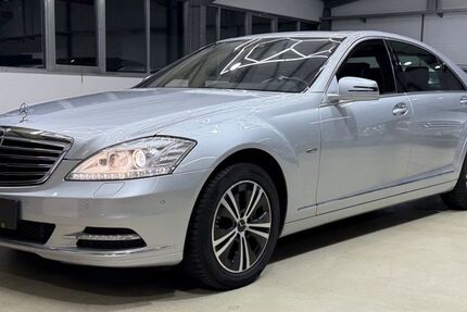 Mercedes-Benz S 400 237.000 km 13.950 € Brensbach 64395