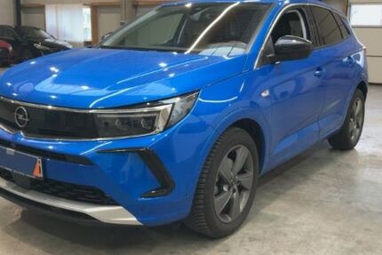 Opel Grandland (X) 35.810 km 18.990 &euro; Mönchengladbach 41061