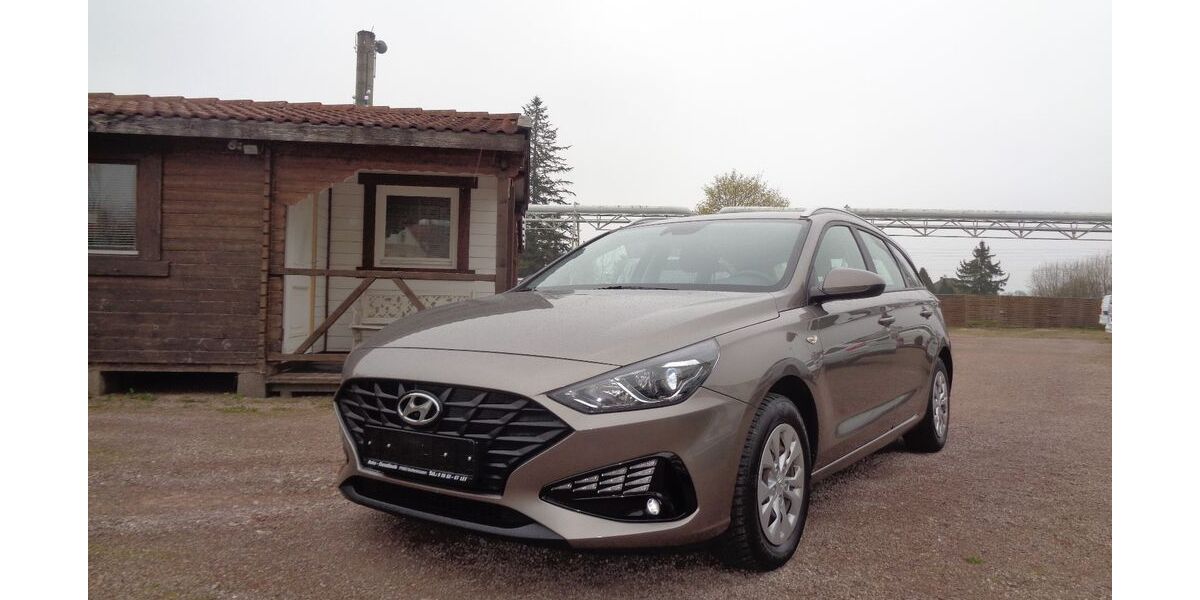 Hyundai i30 47.000 km 13.500 &euro; Waltershausen 99880