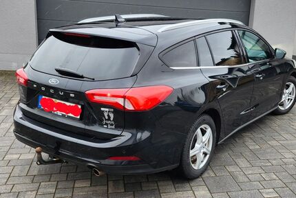 Ford Focus 89.000 km 13.900 &euro; Winterspelt 54616