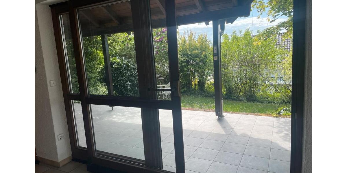 Doppelhaushälfte Leimen - 6 Zimmer, 210 m&sup2;, 2.000&euro; | Angebot:24715089