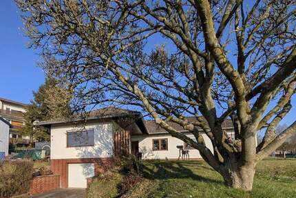 Haus Frankenberg (Eder) Frankenberg - 6 Zimmer, 143 m&sup2;, 295.000&euro; | Angebot:24780103