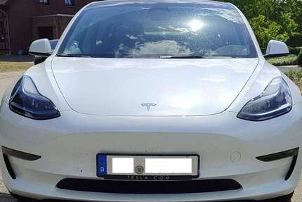 Tesla Model 3 45.000 km 29.990 &euro; Gangelt 52538