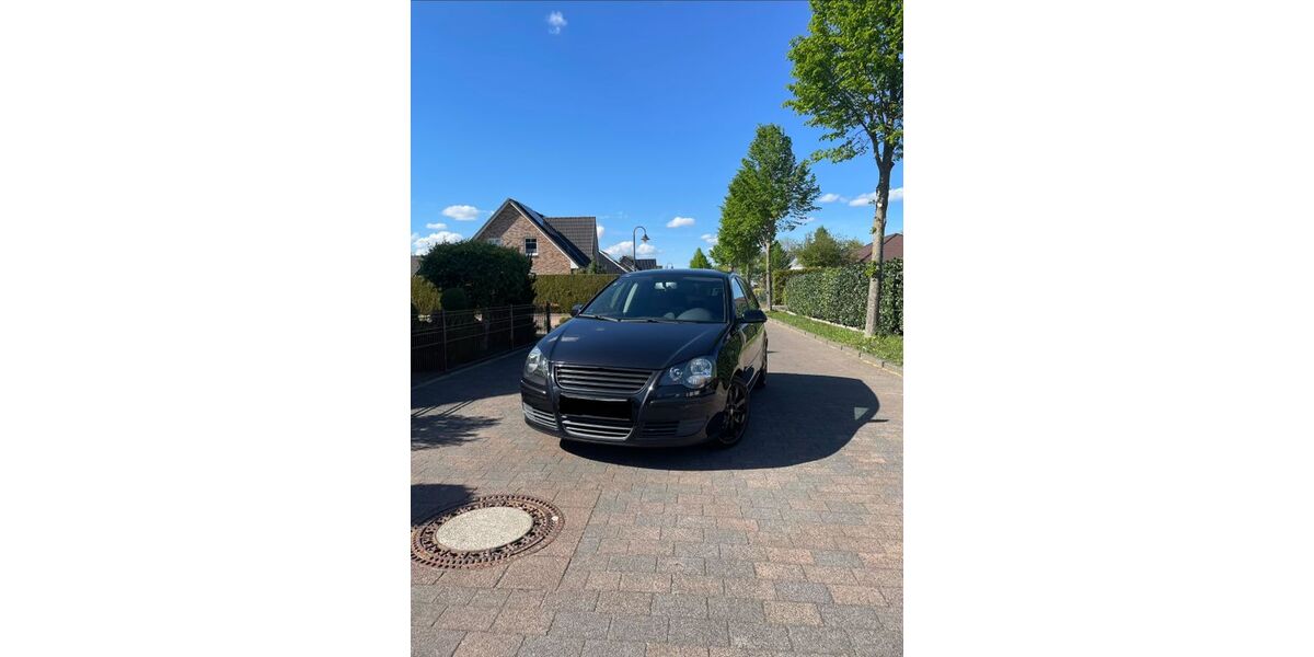 VW Polo 140.000 km 3.000 &euro; Neumünster 24536
