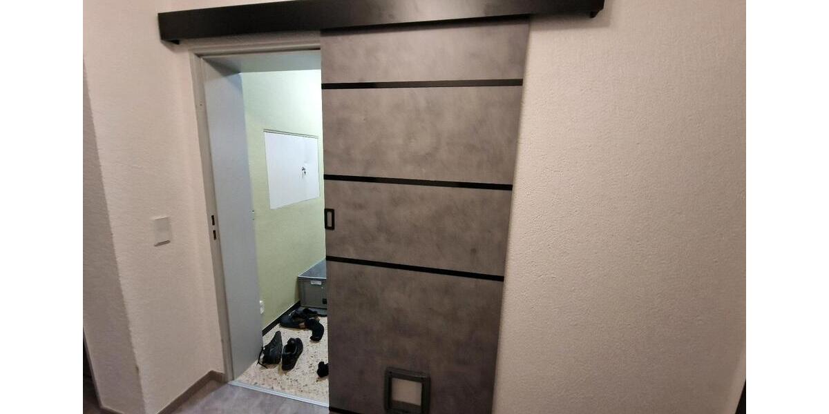 Schönes großes 1-2 Familienhaus in Reyershausen zu verkaufen zimmer