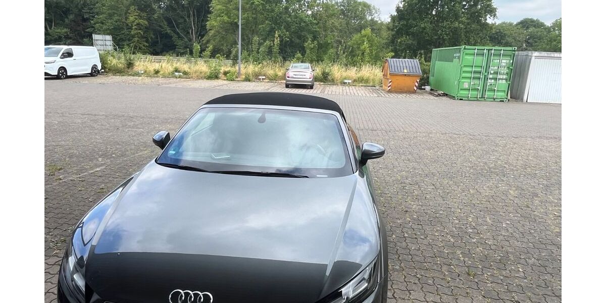 Audi TT 90.000 km 16.250 &euro; Aachen 52078