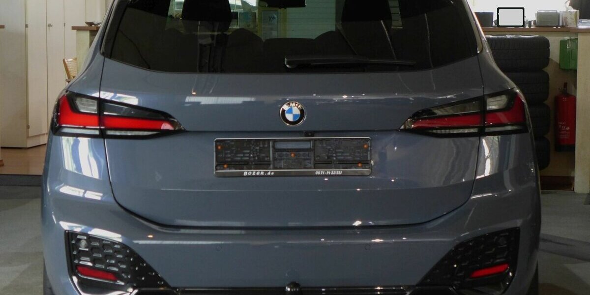 BMW 218 Active Tourer i MSport Echtleder NP:55.810 23.400 km 28.990 &euro; Landshut 84030