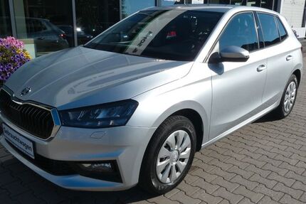 Skoda Fabia 18.150 km 17.690 &euro; Bernburg 06406