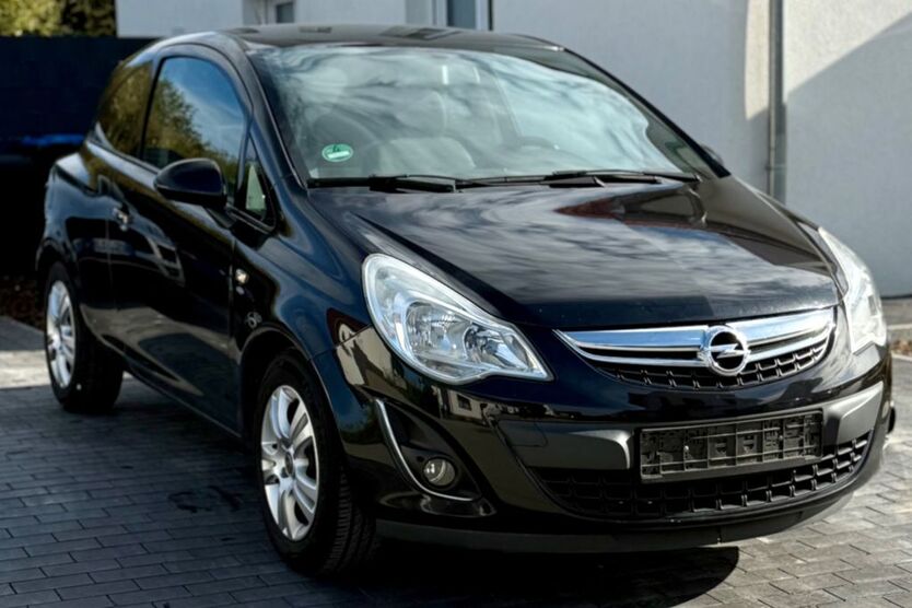 Opel Corsa 146.000 km 2.800 € Braunschweig 38122