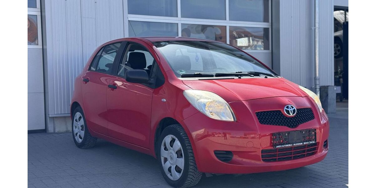 Toyota Yaris 89.722 km 4.900 &euro; Hildesheim 31137
