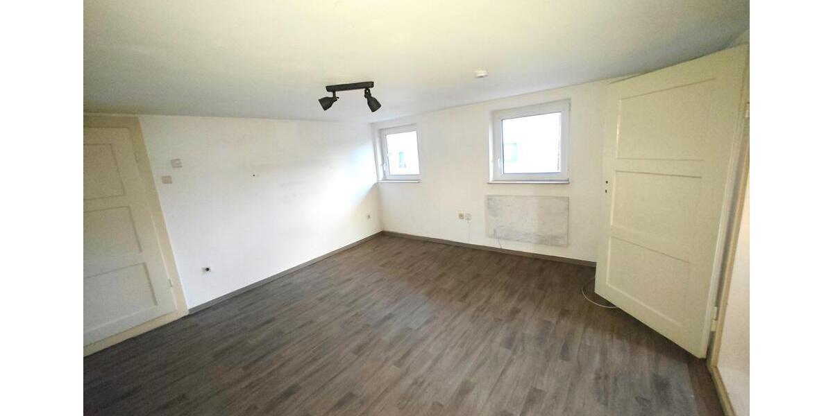 Einfamilienhaus Wildenberg - 7 Zimmer, 220 m&sup2;, 1.800&euro; | Angebot:25907276