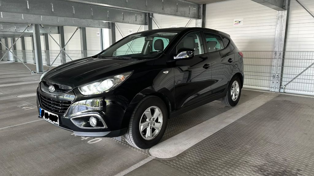 Hyundai ix35 149.000 km 8.500 &euro; München 81249