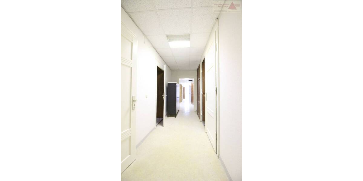 Gewerbeobjekt Aue - 1 Zimmer, 202 m&sup2;, 913&euro; | Angebot:25744613