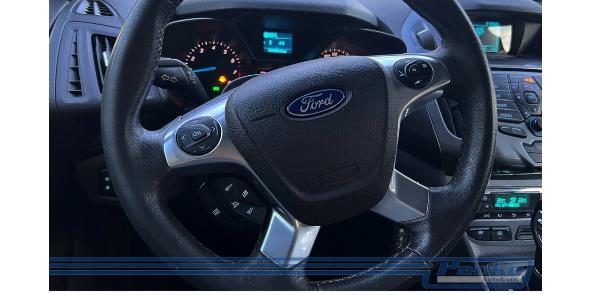 Ford Tourneo Connect Titanium*R-Cam*2-Schiebe*Pano* 169.849 km 10.990 &euro; Berlin 13187