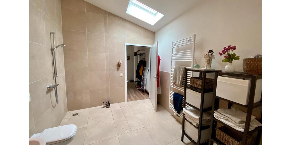 Dachgeschoßwohnung Markt Erlbach - 2.5 Zimmer, 83 m&sup2;, 279.000&euro; | Angebot:23864414