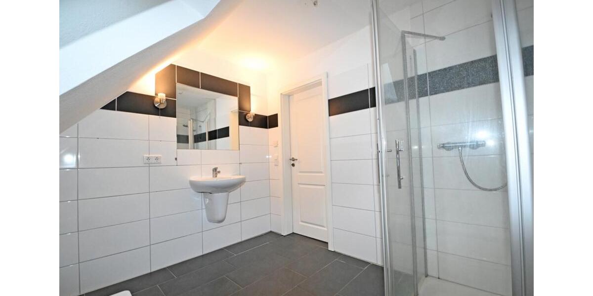 Doppelhaushälfte Niebüll - 4 Zimmer, 97 m&sup2;, 1.250&euro; | Angebot:25419085