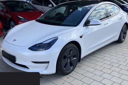 Tesla Model 3 64.888 km 29.000 € Obertraubling 93083