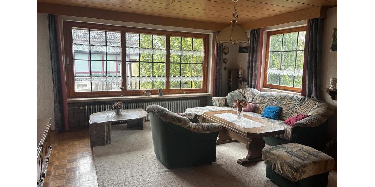 Bungalow Neustadt bei Coburg - 4 Zimmer, 122 m&sup2;, 360.000&euro; | Angebot:27083413