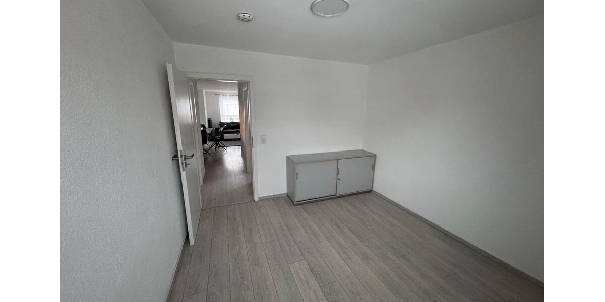 Etagenwohnung Bad Friedrichshall - 3 Zimmer, 76 m&sup2;, 1.205&euro; | Angebot:26300271